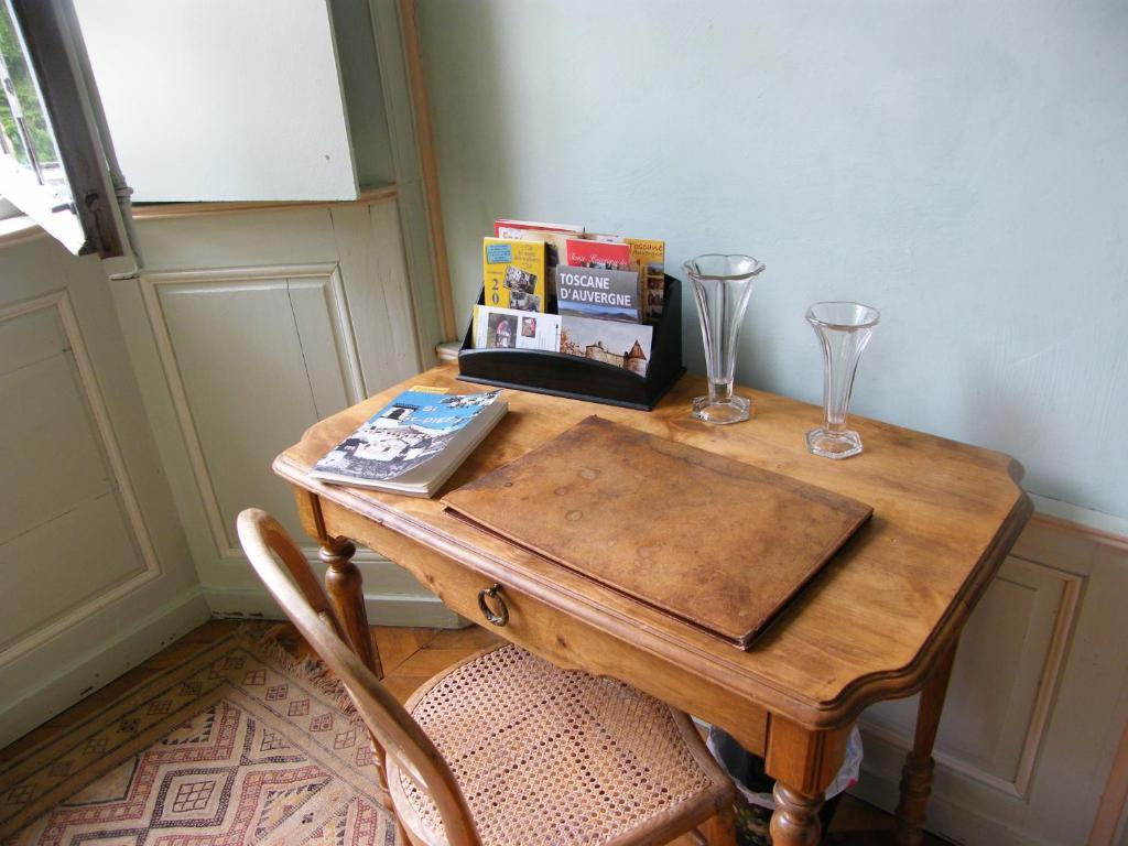 Chateau Des Martinanches Saint-Dier-d'Auvergne Room photo